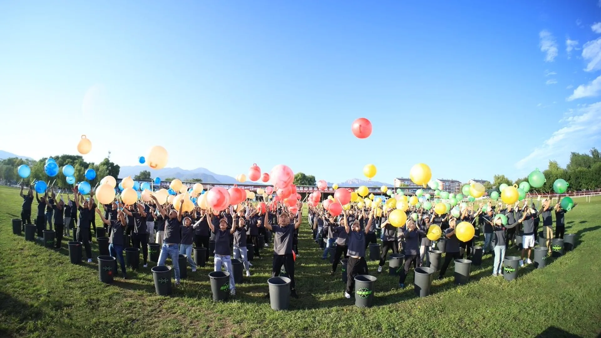 picture-04-team building